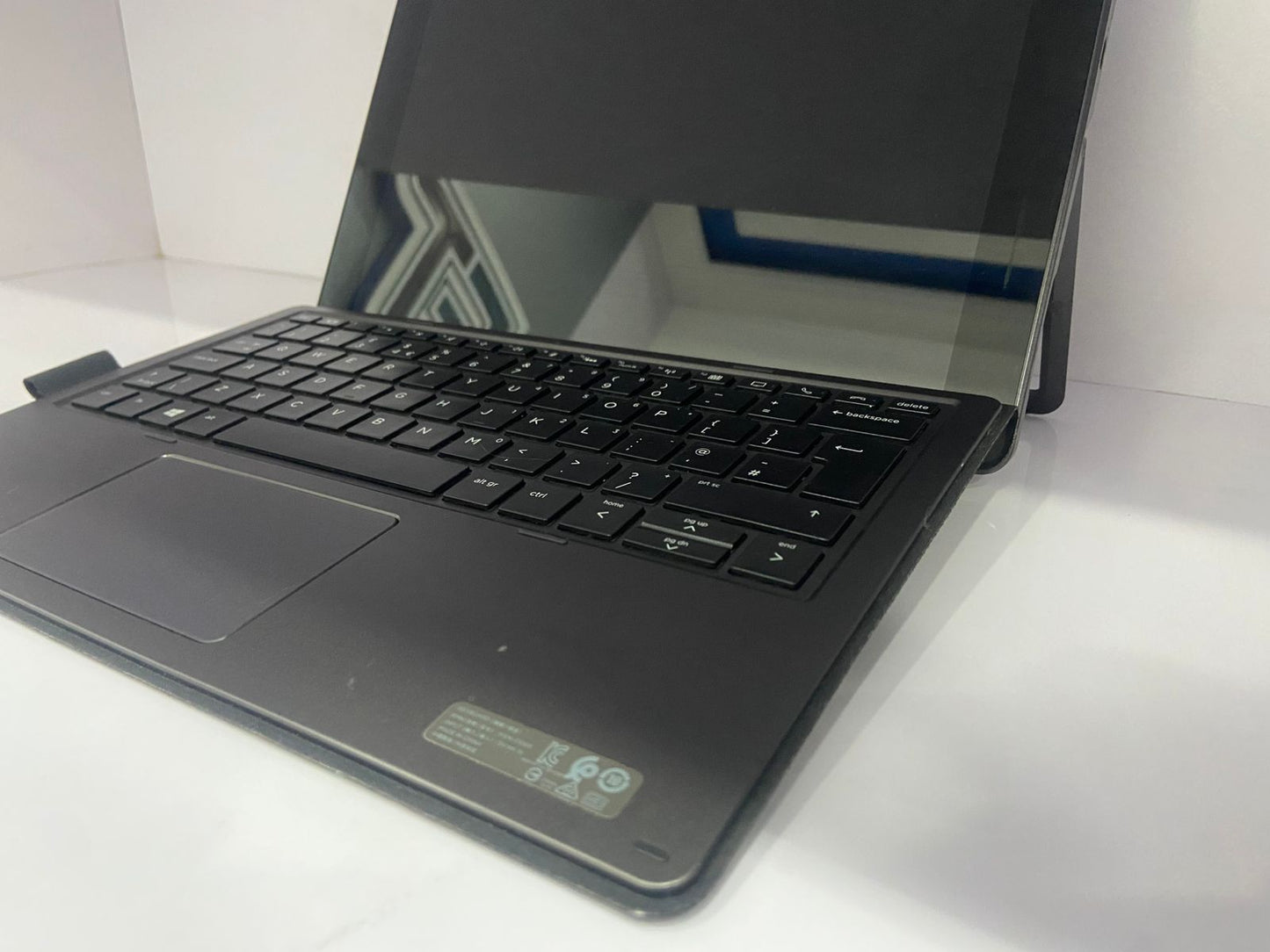 HP Elite X2 1013 G2 – Core i5 8th Gen | 8GB RAM | 256GB SSD | 12.3" FHD Touch | 2-in-1 Detachable Laptop - SurfacePOINT