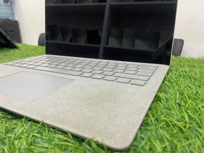 Microsoft Surface Laptop 2 | Core i5 8th Gen | 8GB RAM | 256GB SSD | Touch Display | Long Battery Life